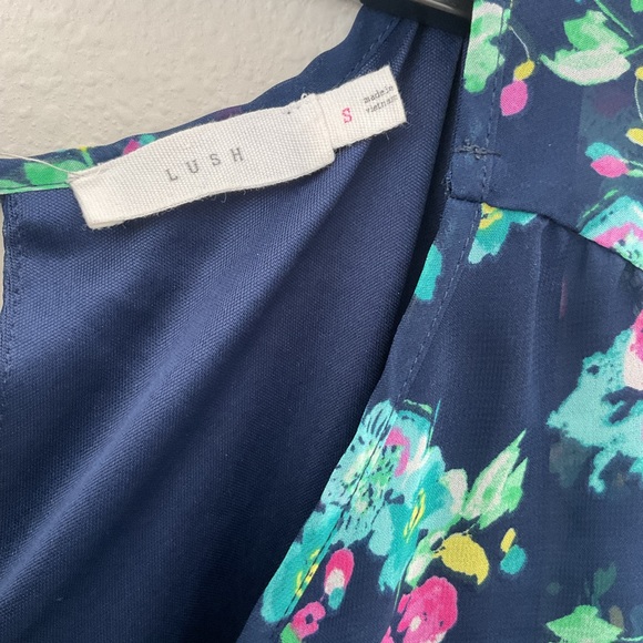 LUSH Navy Floral Dress - Picture 3 of 8